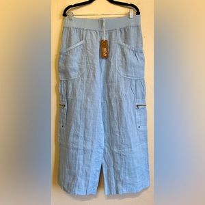 NWT! XCVI Cropped Pants.
